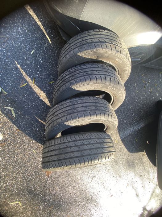 Anvelope foarte bune , nu sunt deformate sau defecte