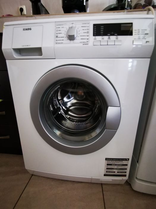 Продавам пералня в отлично състояние работи перфектно