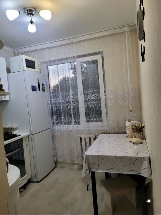 Сдается 2х комн квартира в центре