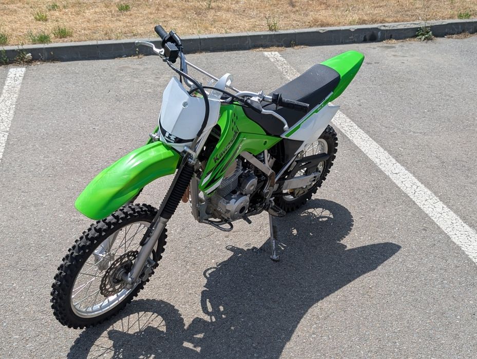 Kawasaki KLX 140 2008 motocicleta cross - enduro