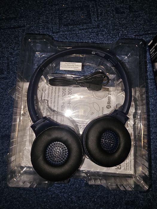 Casti wireless Panasonic