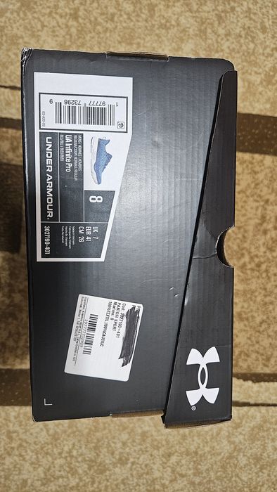 Adidasi Under Armour