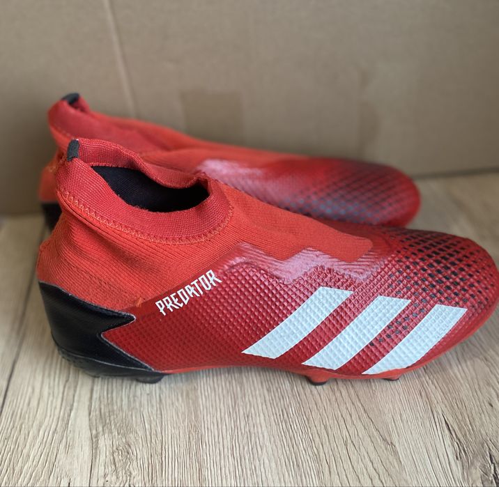 Crampoane adidas predator fotbal gazon