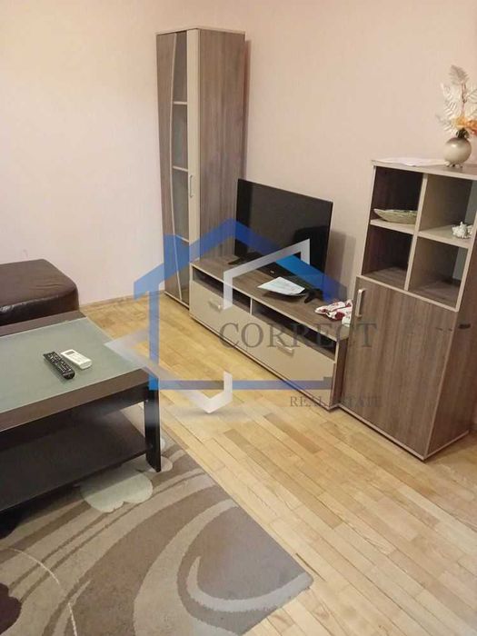 Дава се под наем Тристаен апартамент в Варна, Център - 90 кв.м за 500 € - Снимка #3