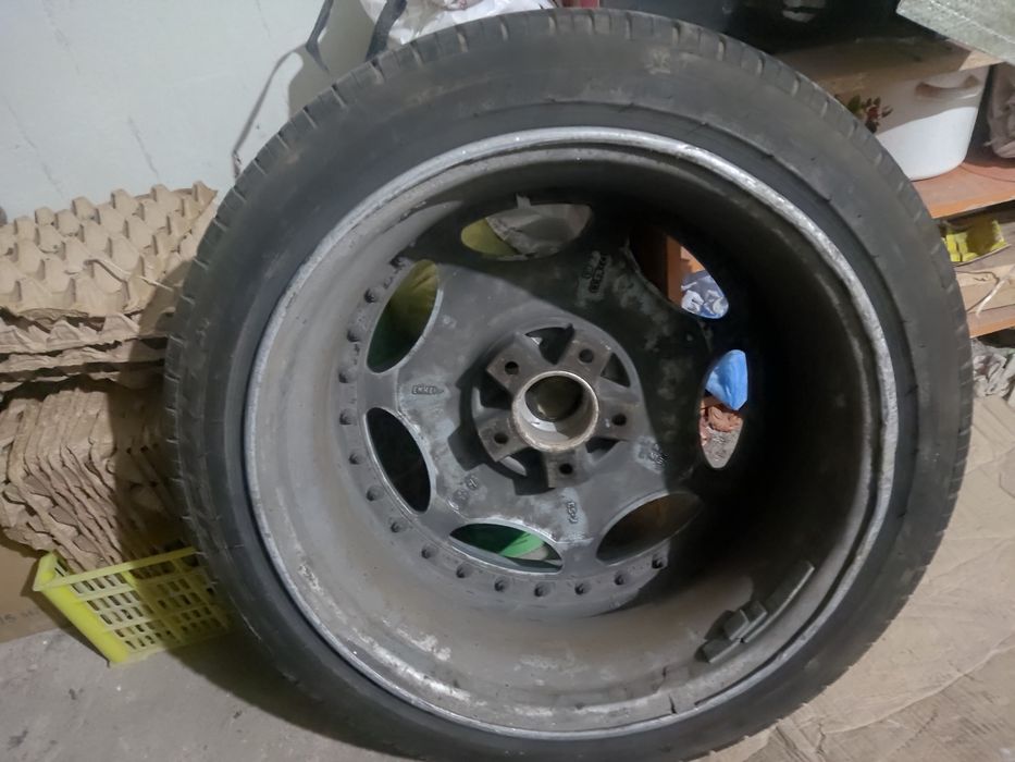 Продам диски с шинами