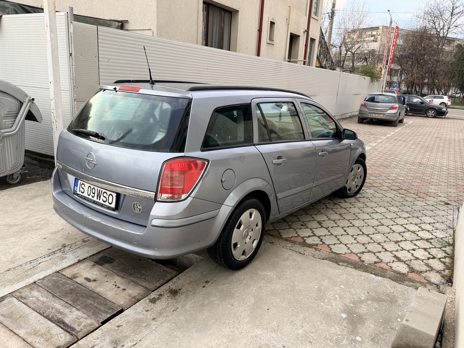 Opel Astra H 1.6 benzina an 2006
