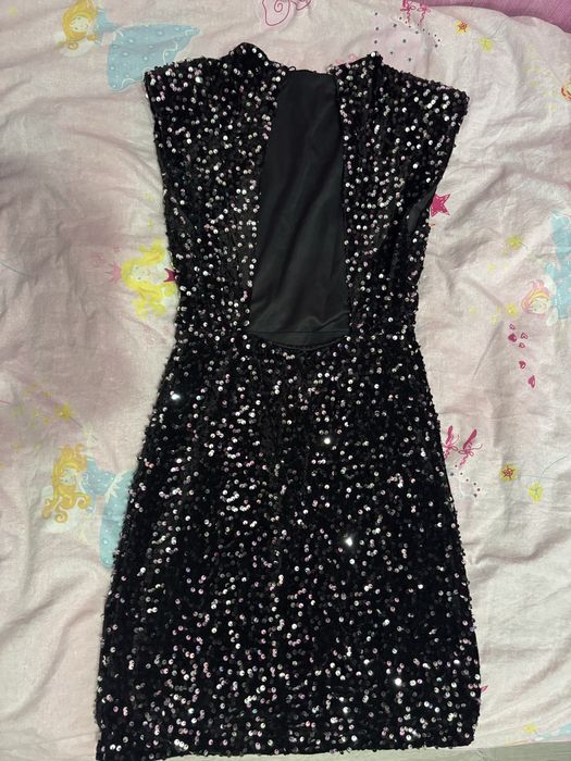 Дамска рокля с пайети