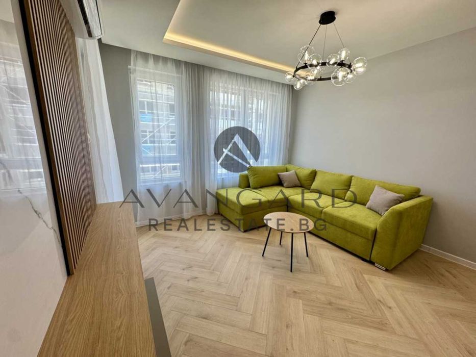 Продава се Двустаен апартамент в Пловдив, Остромила - 64 кв.м за 2186 €/кв.м - Снимка #1