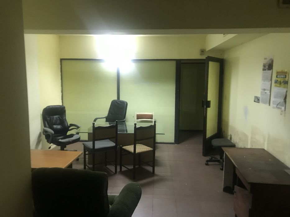 Продава се Магазин в Варна, Морска градина - 27 кв.м за 1482 €/кв.м - Снимка #1