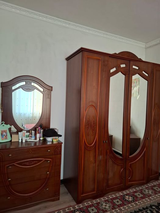 Спальный гарнитур