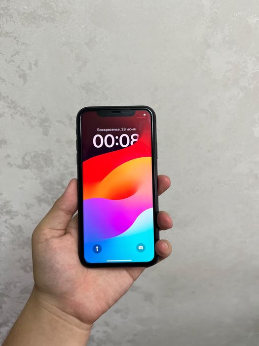 Продается Iphone 11  64гб акб 70%