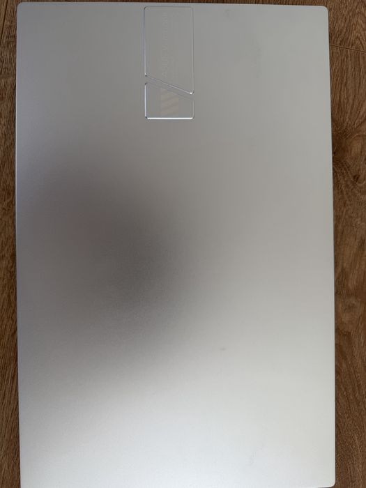 Ноутбук ASUS Vivobook
