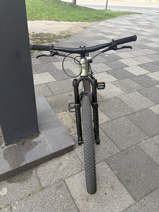 Vand bicicleta merida dirt jumper ( negociabil )