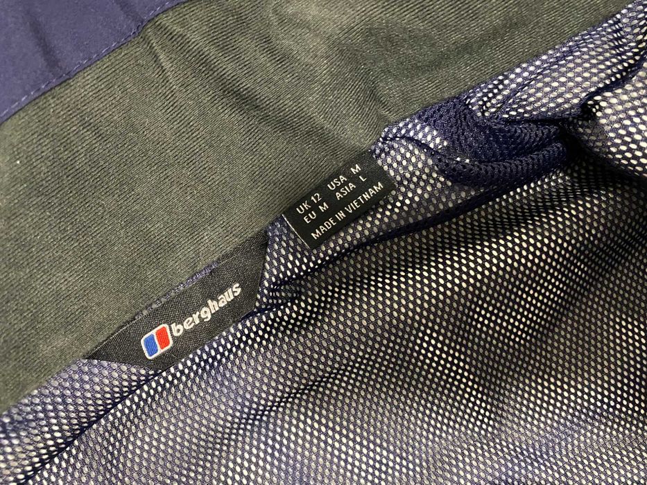 ''Berghaus GORE-TEX''оригинално дамско водоустойчиво яке М размер