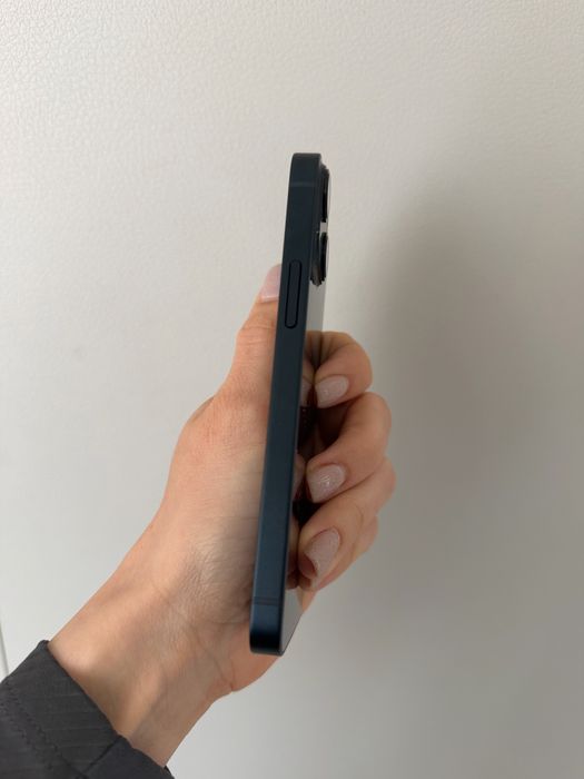 Iphone 13 mini  без драскотини