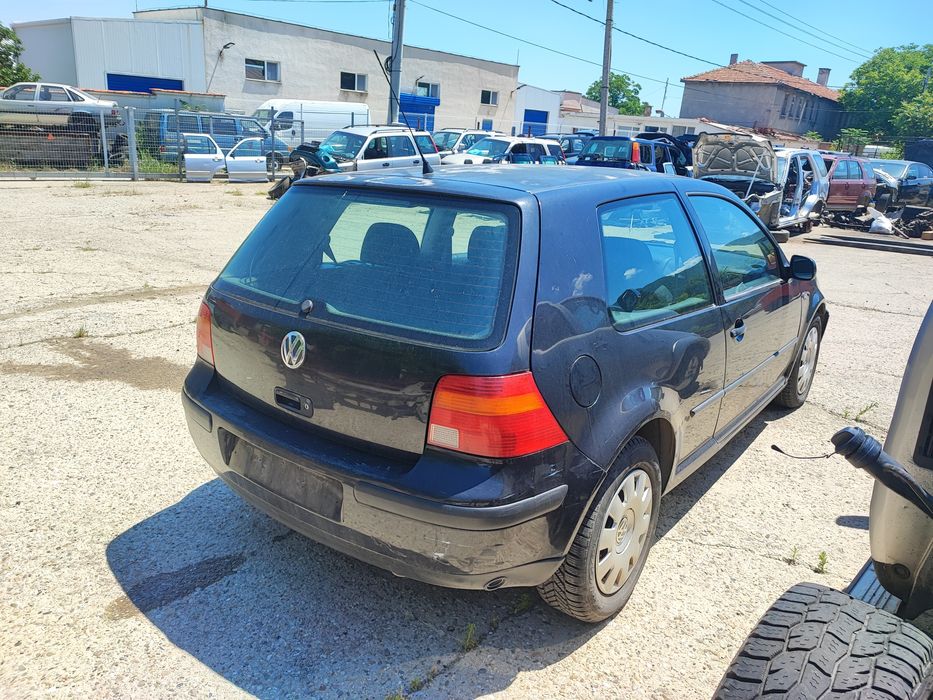 VW Golf 4 1.4i НА ЧАСТИ
