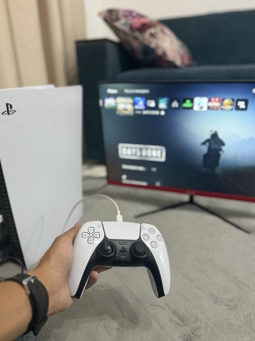 Продаеться PlayStation
