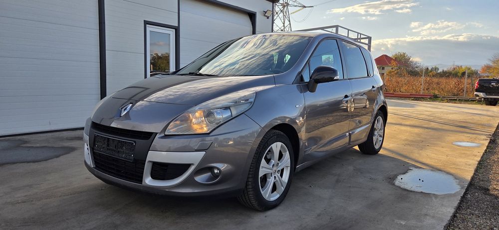 Renault  Scenic  BOSE