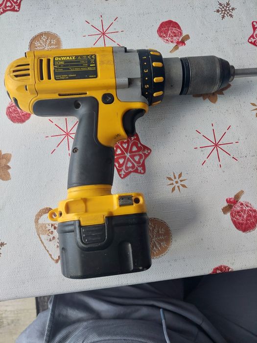 Винтоверт Dewalt