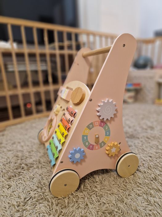 Antemergator lemn cu activitati