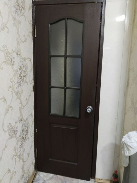 Eshiklar sotiladi donasi 200000 mingdan