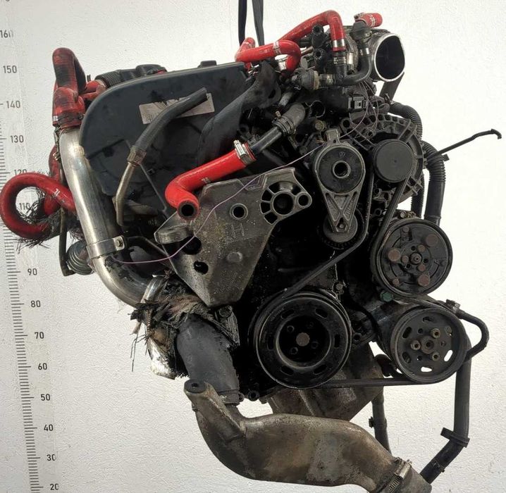 TitanAuto Audi AUQ 1.8л двигатель в сборе с КПП