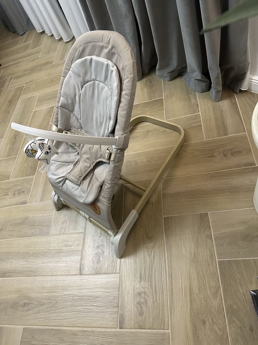 Fotoliu balansoar Lionelo