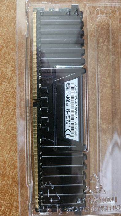 corsair vengeance lpx 3000 second hand si noi de vanzare
