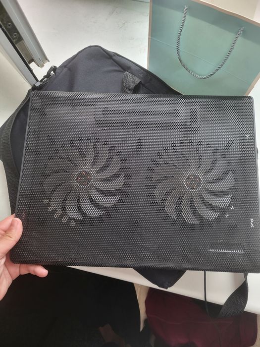 Подставка под ноутбук от компании Trust