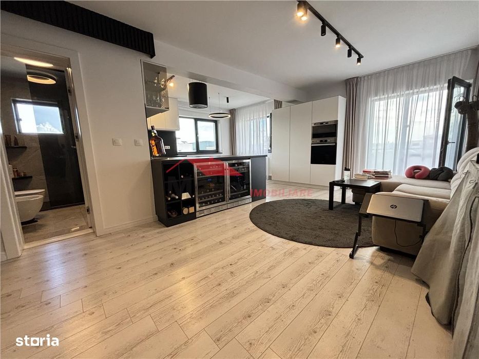 Apartament 3 camere, Ultramodern, zona de Sus