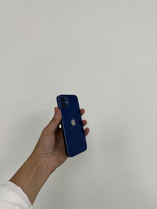 Продам срочно iPhone 12 64GB