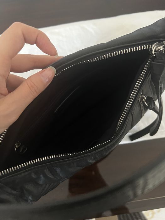 Продам сумку Givenchy