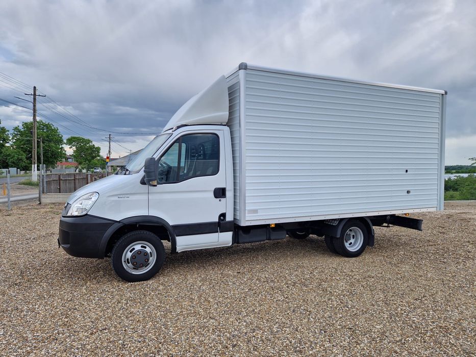 Iveco Daily 35C18 40C18 3.0HPI 180CP E5 6trepte AC Cat.B import Italia 12/2010