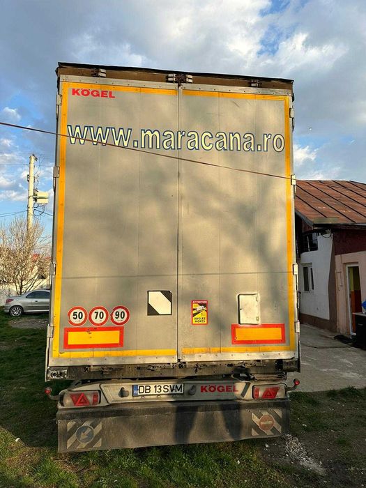 Camioane si remorci