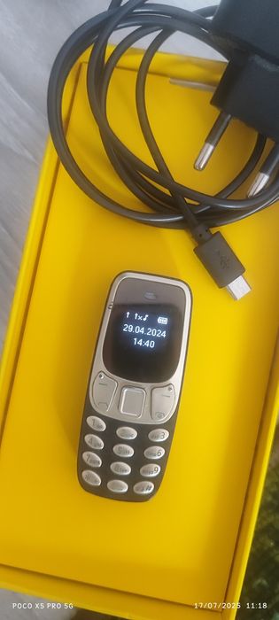Mini telefon 2 sim karta fleshka