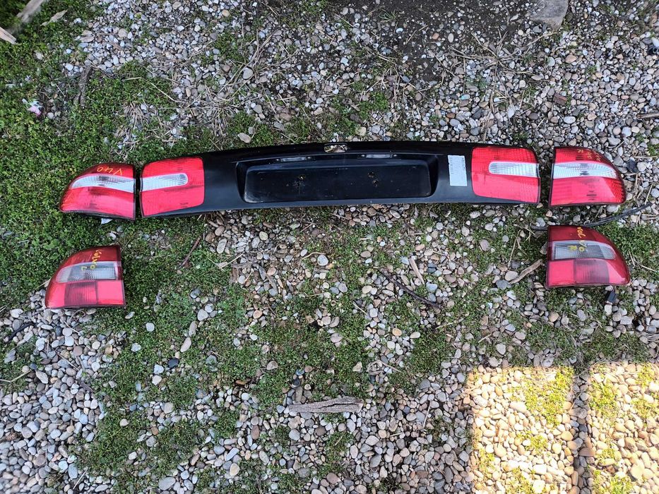 ляв и десен стоп за волво в40 VOLVO V40