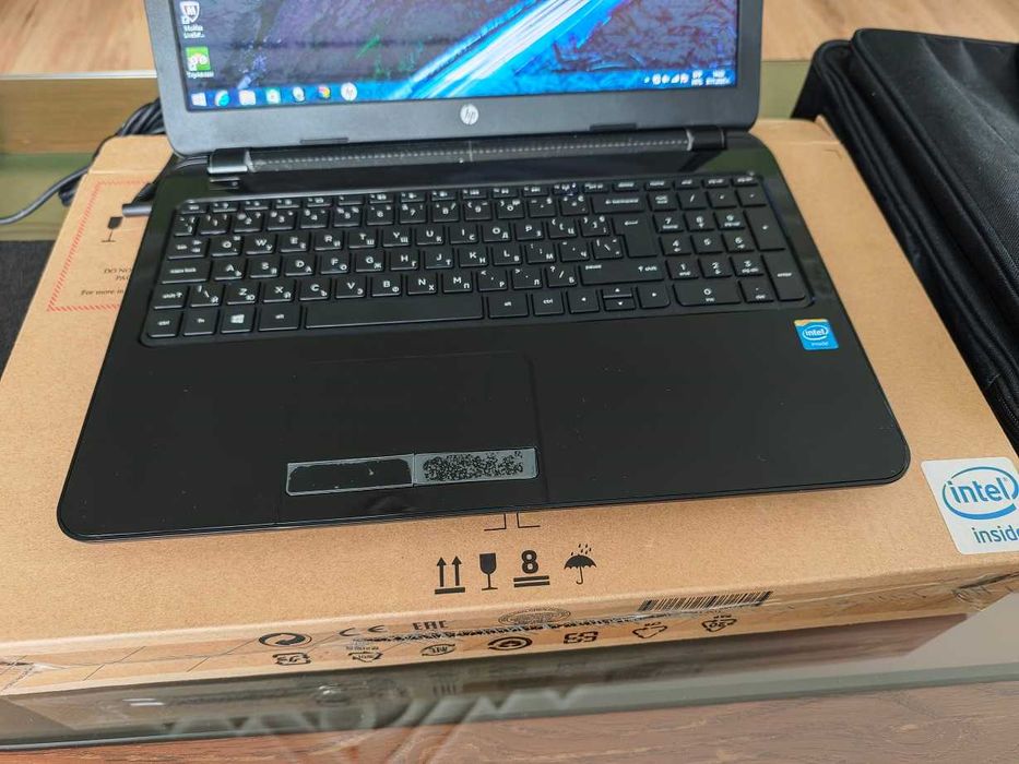 Продавам лаптоп HP 15"