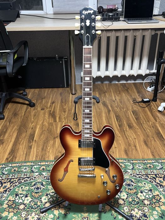 Epiphone ES-335