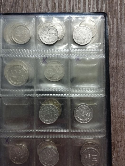 Продам для коллекции монеты Р К.