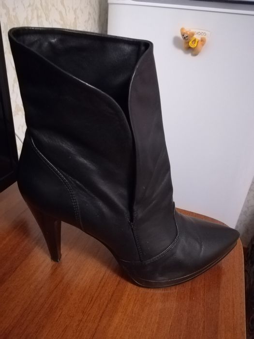 Продам ботильоны