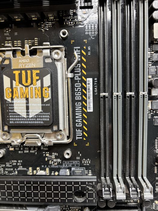 Продам B650m Asus Tuf Wifi AM5