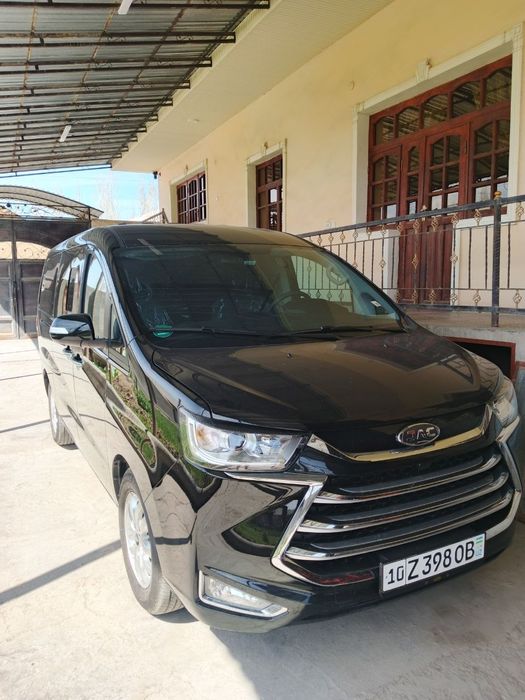 Komfort Miniven Xizmati Jac M4 Oʻzbekiston boʻylab sayohat