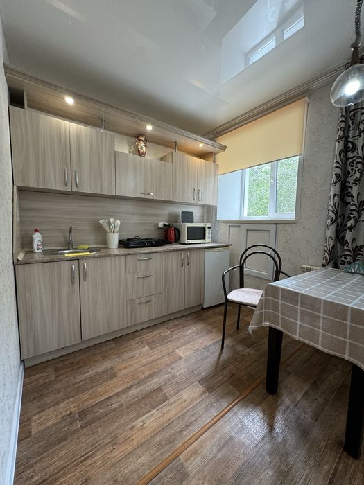 Катаева 11 (ТД Артур, Ярмарка)