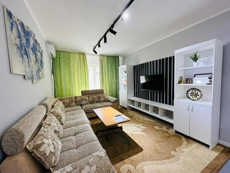 Посуточно! 2-комнатная квартира на Паркентском