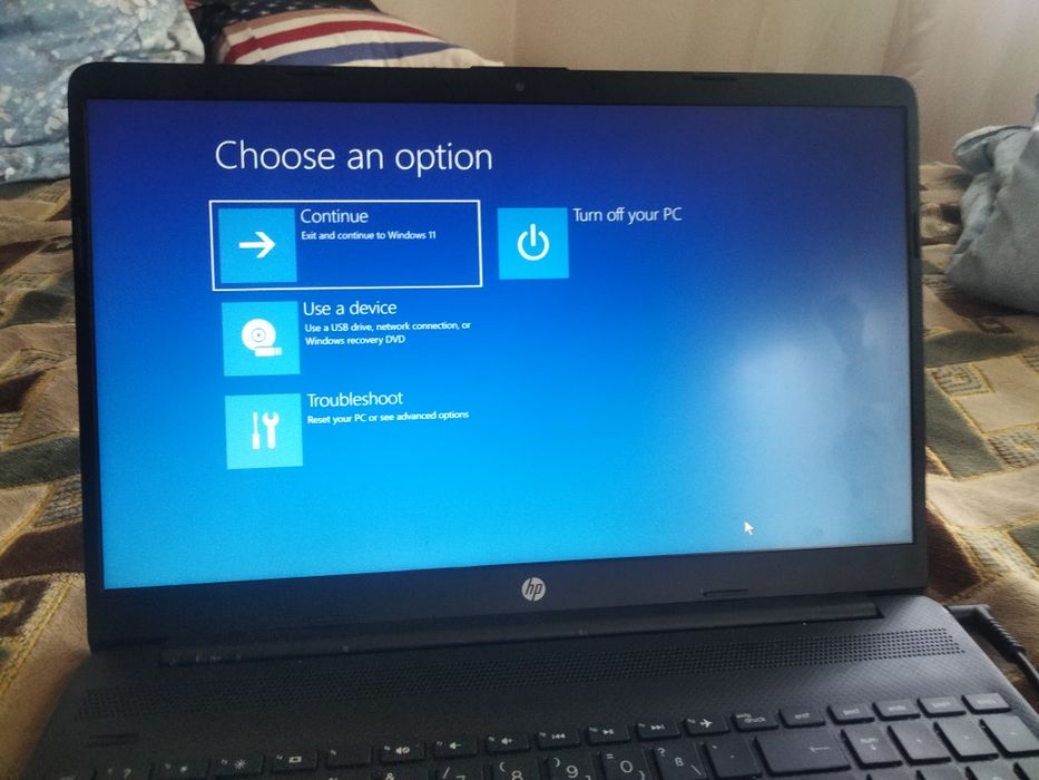 Laptop HP  Model RTL8821CE