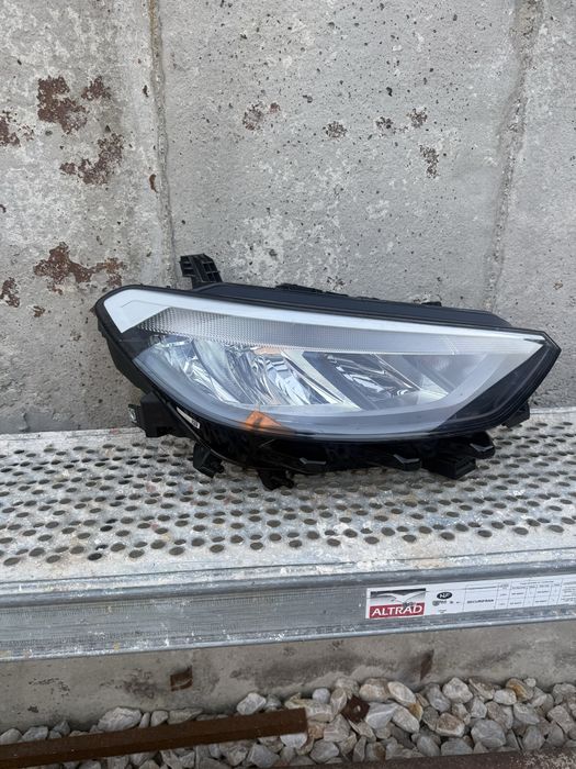 Оригинален Десен Фар за VW ID.3 (2019+) Full LED – 10B.941.006.C