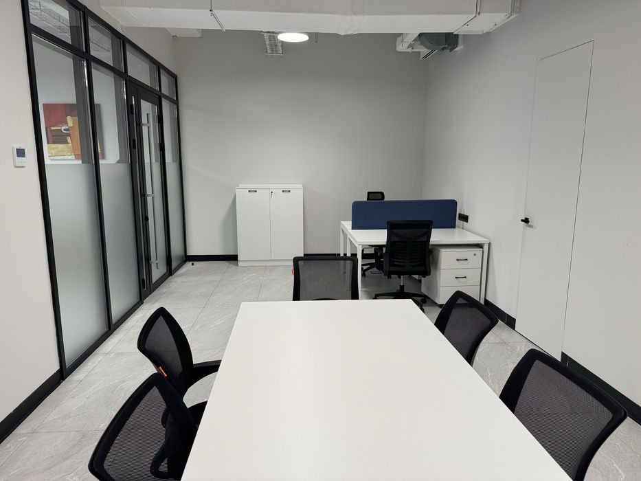 Офисный мебель б/у