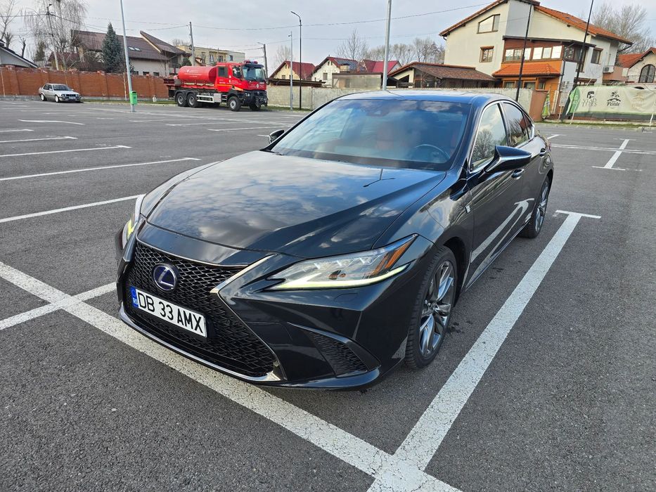 Lexus Seria ES 300h F SPORT | Mark Levinson | 91.500 km | Full Hybrid