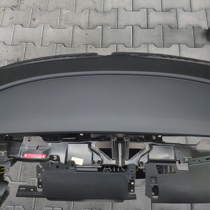 Plansa Bord Tesla 3 Airbaguri