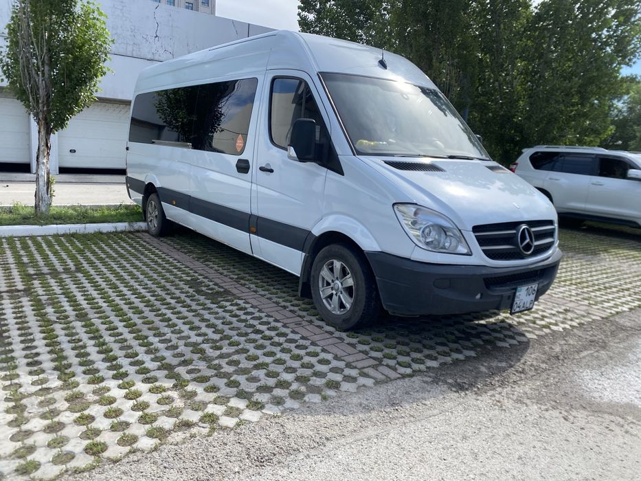Аренда микроавтобуса Mersedes Sprinter